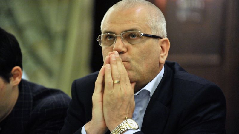 Investigație Snoop.ro: Patru femei îl acuză pe profesorul Marius Pieleanu de abuzuri sexuale