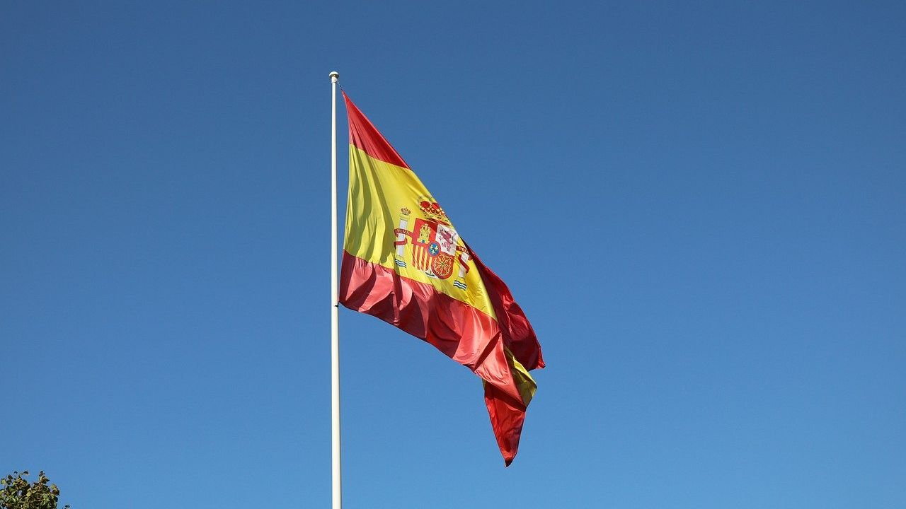 COVID-19 | Spania atinge un nou record: peste 100.000 de cazuri confirmate și 864 de decedați în ultimele 24 de ore