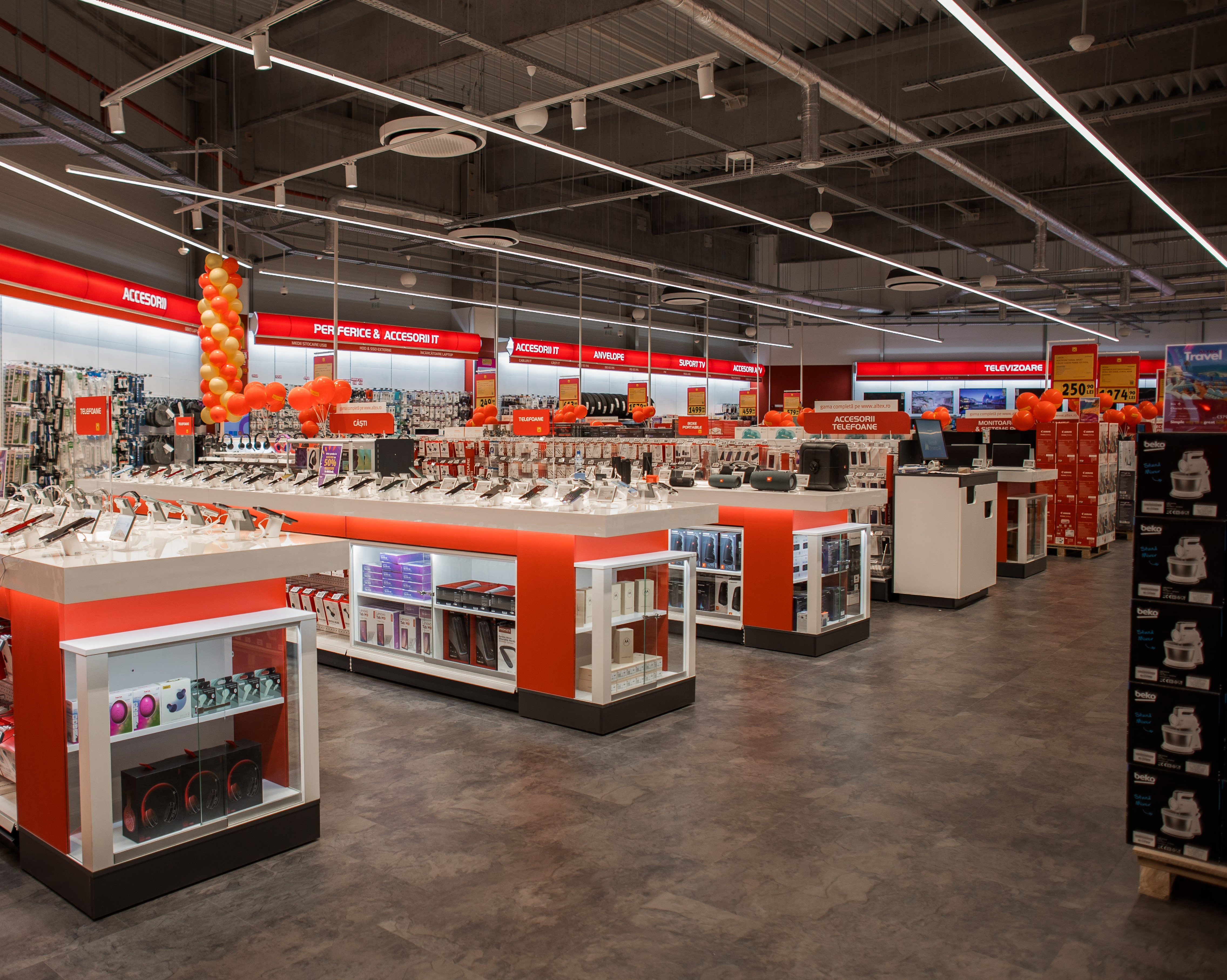 Black Friday de vară la Altex, Media Galaxy și Brico: ce reduceri găsești și în ce perioadă e campania