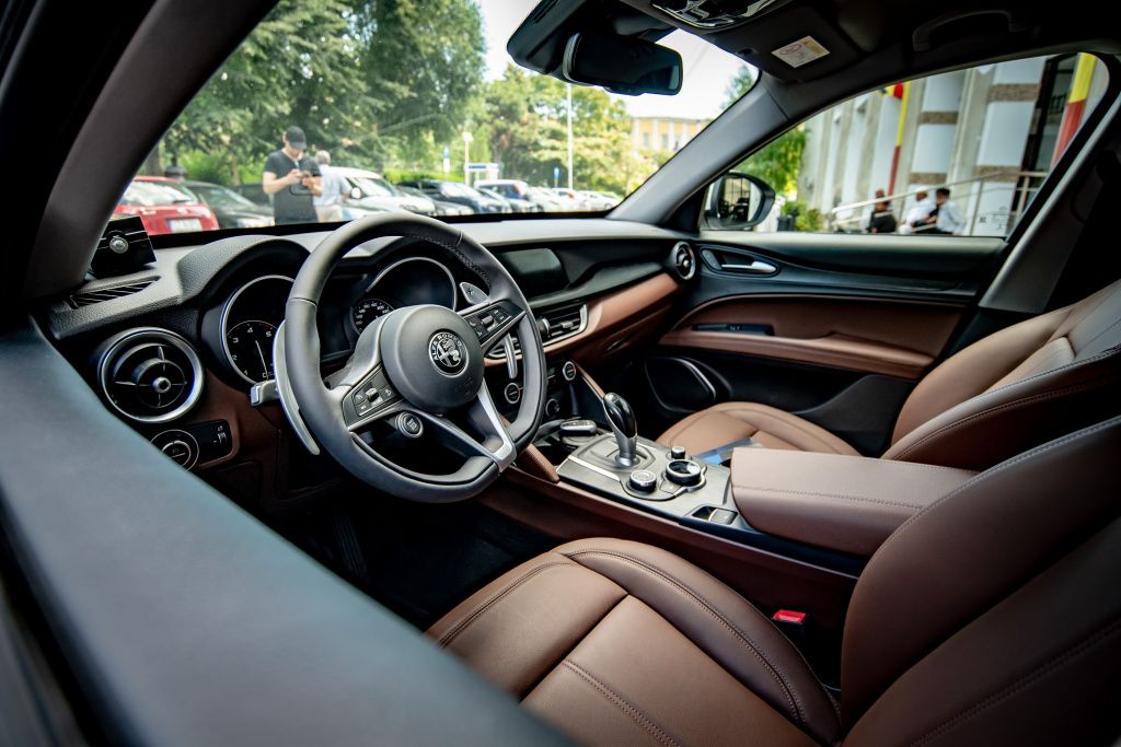 Alfa Romeo Stelvio - Imagine 2