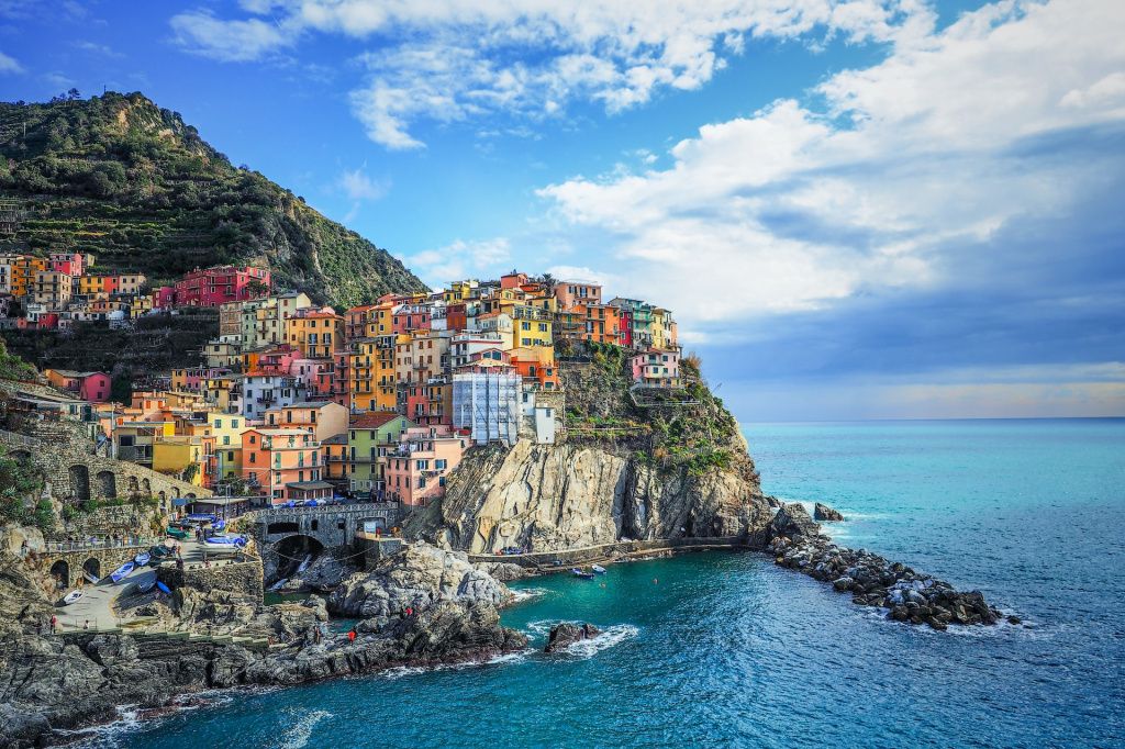 Cinque Terre - Sung Jin Cho - Unsplash