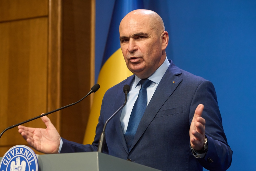 Românii au redus consumul de energie în orele de seară. Bolojan: Cu mici eforturi, putem trece cu bine peste această perioadă