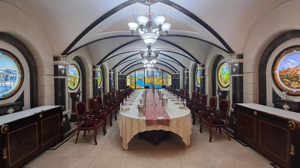 FOTO | În Moldova, vinurile nu se măsoară în litri, ci în kilometri. Coborâre în orașul subt - Imagine 4