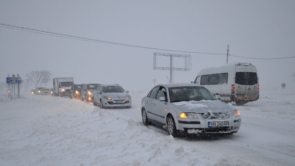 Alertă de vreme rea în 10 județe din țară. ANM anunță cod portocaliu de viscol și cod galben de vânt puternic