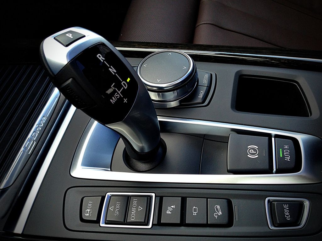 BMW X5 hibrid plug-in - Imagine 25