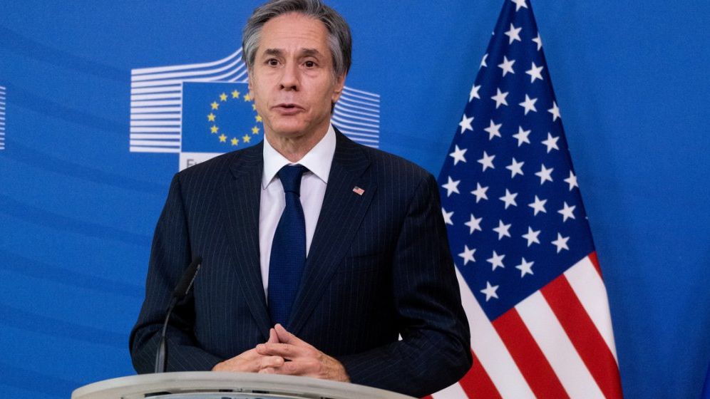 Americanii își ”mută” ambasada de la Kiev la Lvov
