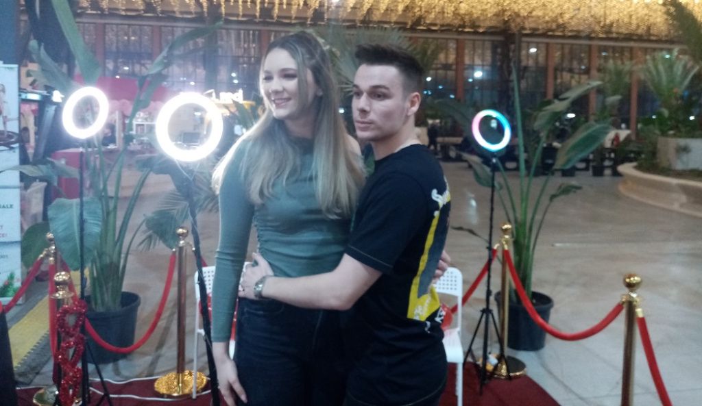 FOTO | Dragoste în laminor: căsătoria durează o zi în hala iubirii a lui Negoiță - Imagine 14