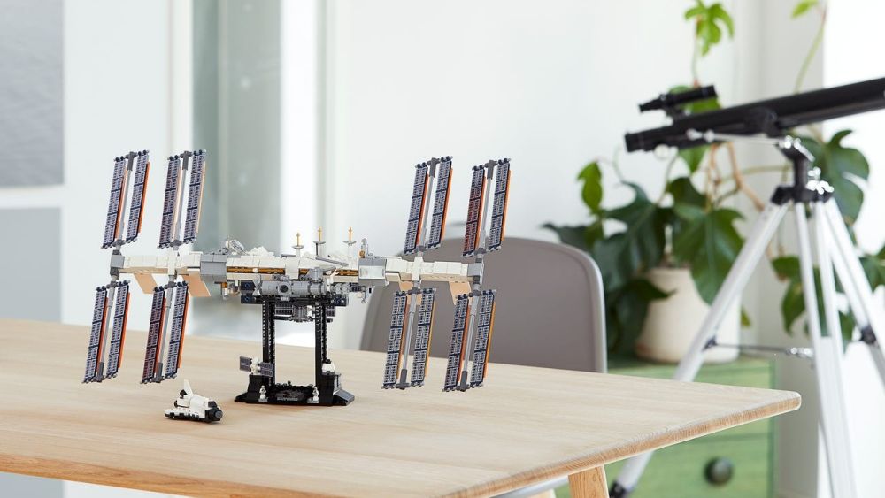 O noua Statie Spatiala Internationala lansata de...Lego