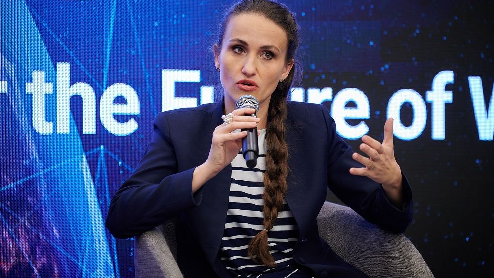 HR 2.0 | Oana Țoiu, parlamentar, despre sporul de radiații de la stat: Dacă eu sunt „mai șef”, se presupune că sunt radiat mai mult decât cei „mai puțini șefi”
