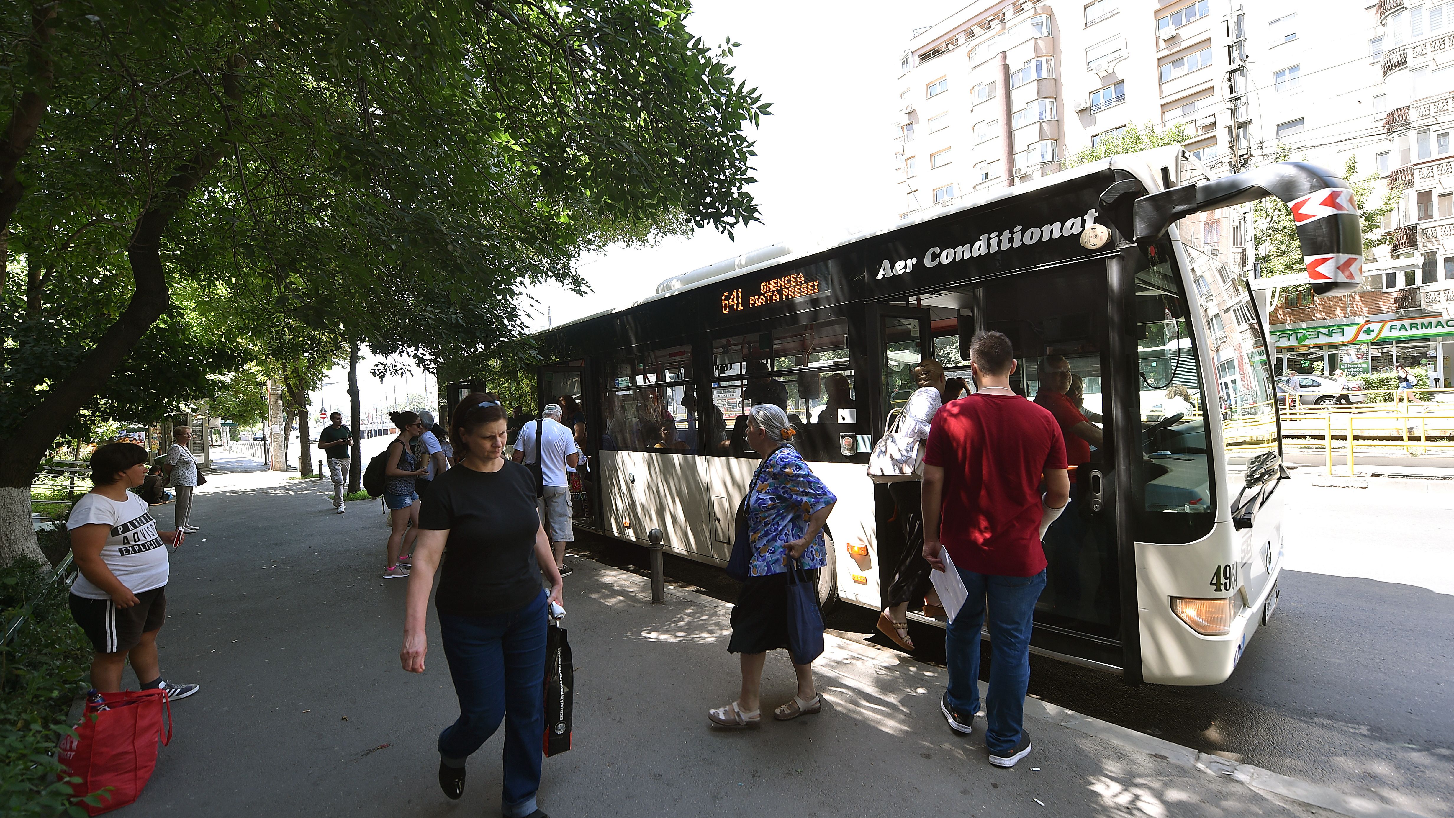 De marti se reia circulatia autobuzelor pe linia 641 peste Podul Grant