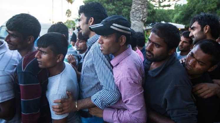 Circa 2.300 de migranti au fost salvati sambata din Marea Mediterana