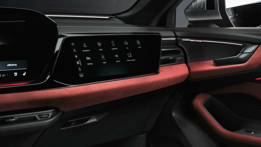 GALERIE FOTO | Audi A5 înlocuiește vechiul A4 la toate capitolele, mai puțin ca nume - Imagine 11