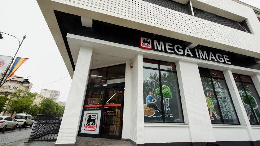 Mega Image retrage de la vânzare un sortiment de brânză din cauza suspiciunii de E. Coli