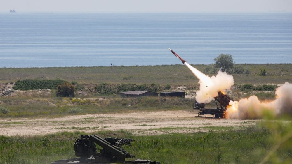 Guvernul a aprobat cererea MApN de a cumpăra 200 de rachete Patriot. Care este valoarea tranzacției