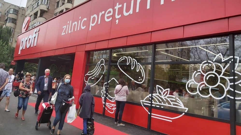 [FOTO] Profi combină magazinul de colțul blocului cu supermarketul. Cum arată rezultatul