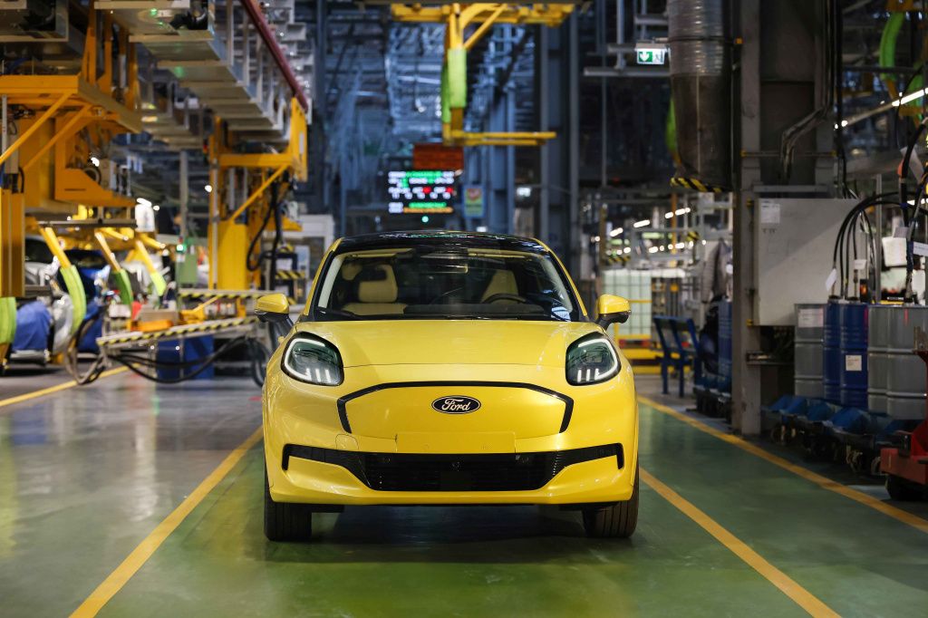 GALERIE FOTO | Ford Puma Gen-E, prima electrică făcută în România, a intrat în producție - Imagine 9