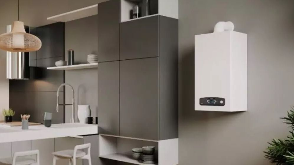 Interzicerea centralelor de apartament pe gaze în locuințele noi a fost amânată