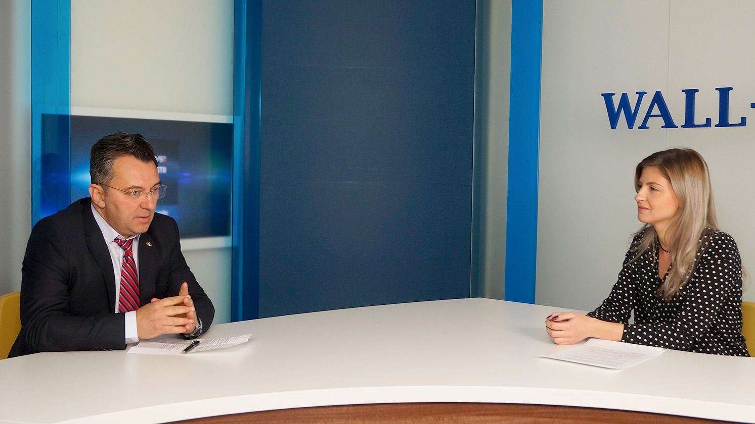 Ce avantaje au retailerii traditionali si cum pot tine pasul cu gigantii internationali in lupta din comertul de proximitate