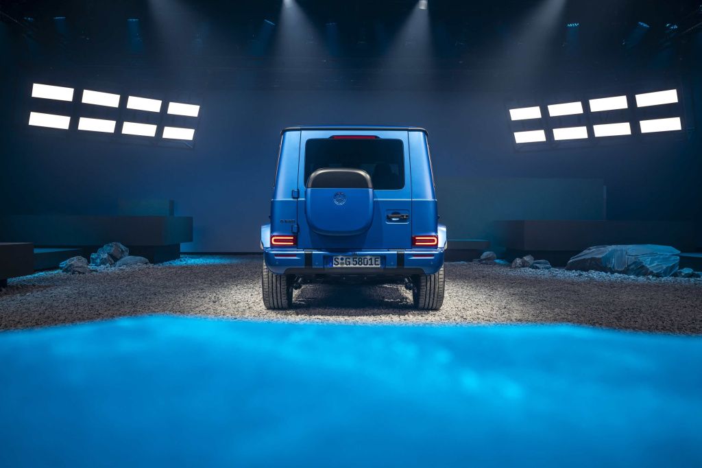 GALERIE FOTO | Mercedes-Benz a prezentat prima Clasa G electrică - Imagine 13