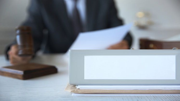 Iohannis retrimite la Parlament legea care elimina 102 taxe nefiscale, inclusiv taxa radio-tv