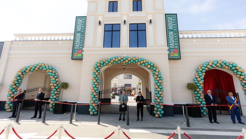 VIDEO | Un nou centru comercial s-a deschis în București, după o investiție de 25 mililioane euro