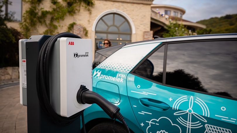 PROMELEK XXI a adăugat 200 de locații noi pe harta stațiilor de încărcare a mașinilor electrice