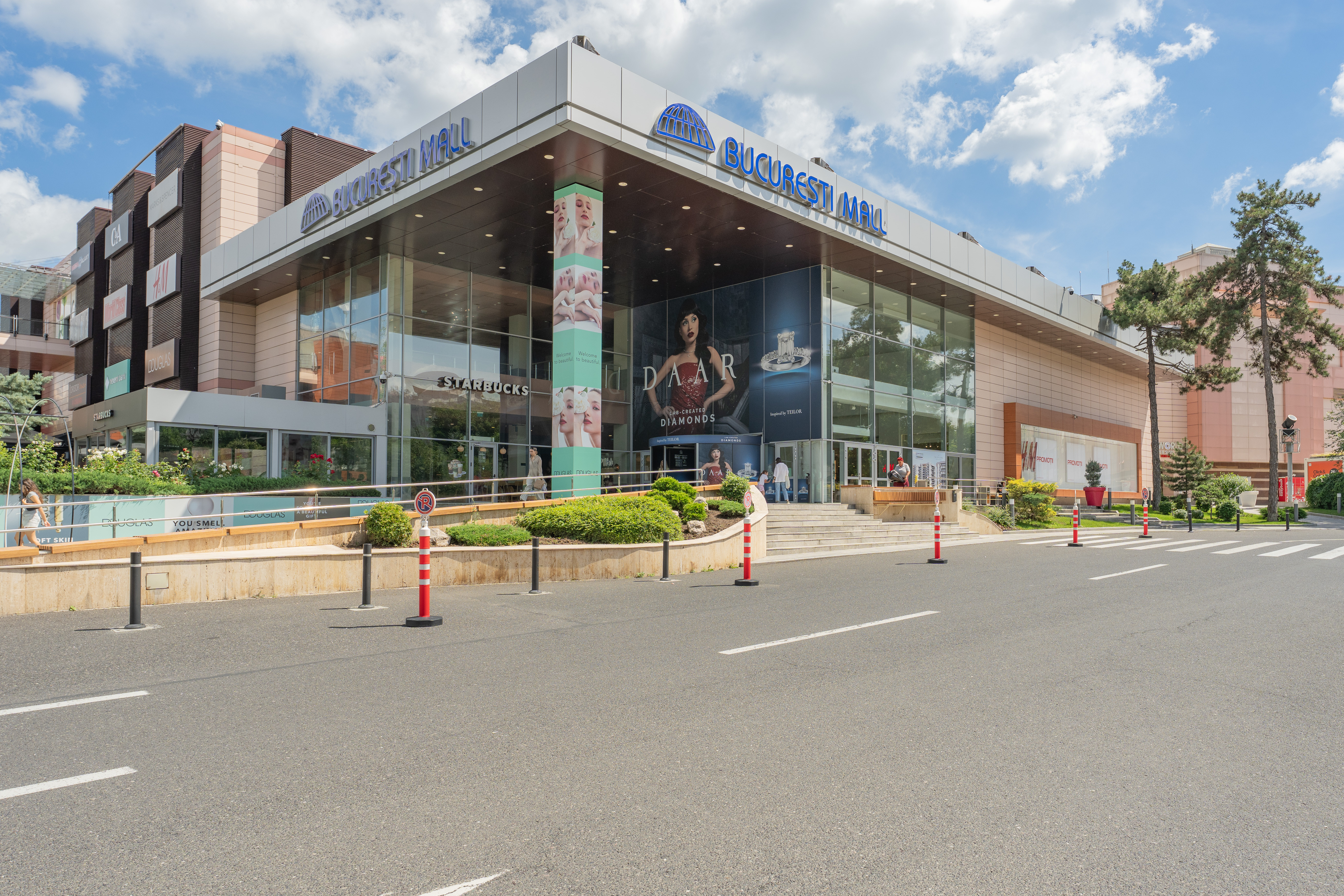 Un mall din București aduce Monopoly la scară uriașă. Accesul este liber