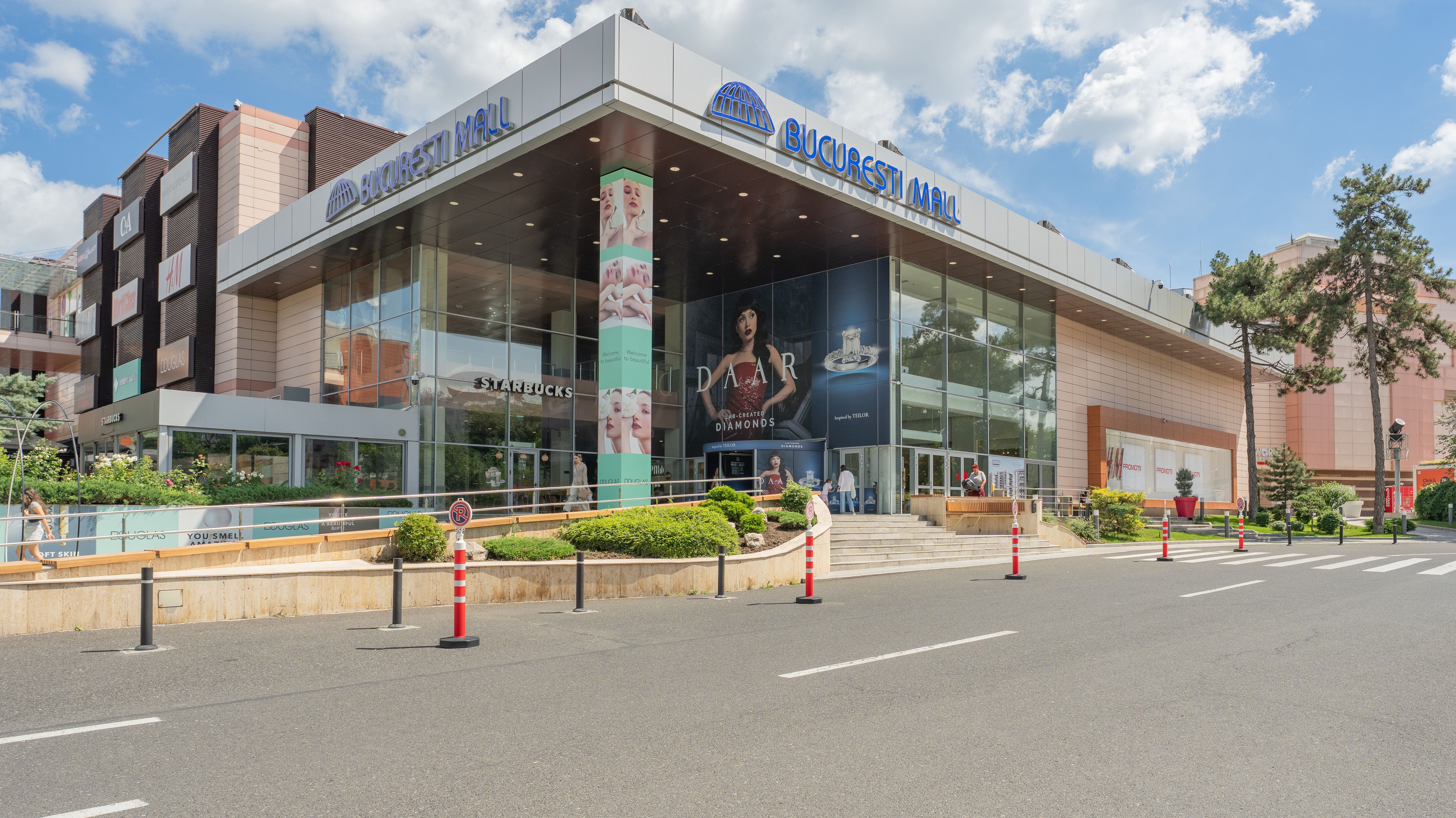 Un mall din București aduce Monopoly la scară uriașă. Accesul este liber