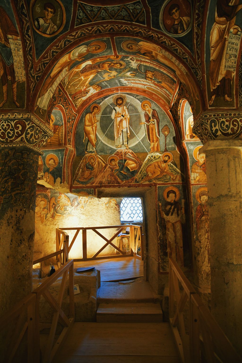 GALERIE FOTO: Locurile pe care trebuie să le vizitezi în Cappadocia pe timp de toamnă - Imagine 3