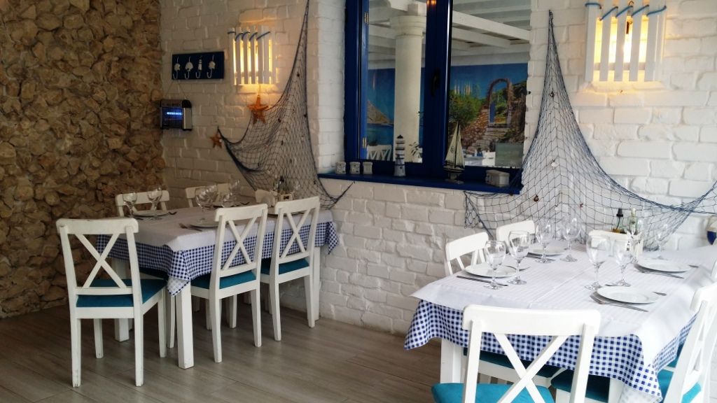 Review George Butunoiu: Si la Piata Muncii se poate manca bine