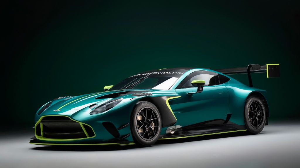 GALERIE FOTO | Aston Martin Vantage a primit un facelift - Imagine 14