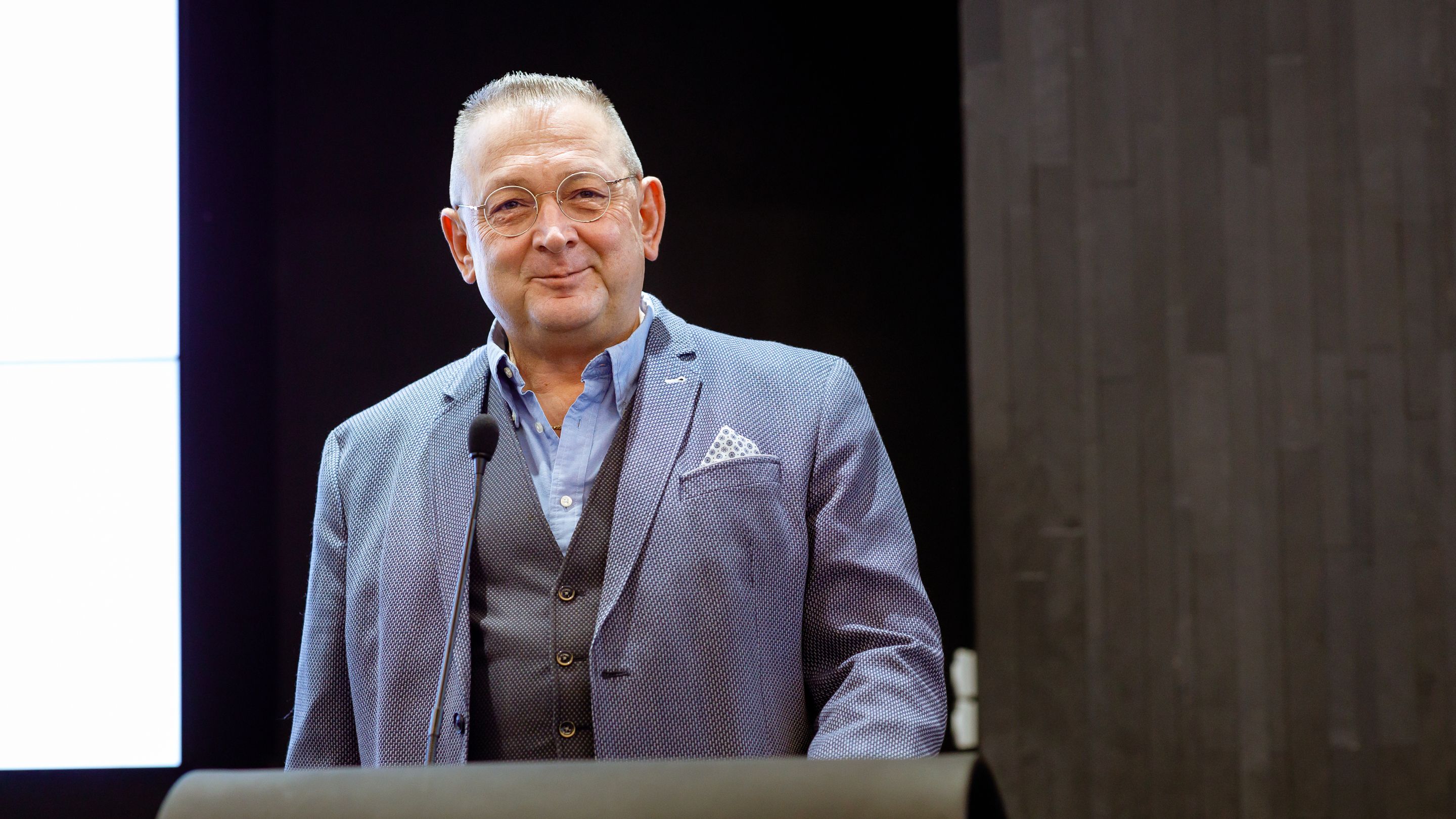 TRANZACȚIE | Alin Burcea vinde Paralela45. Rămâne acționar minoritar și CEO în companie