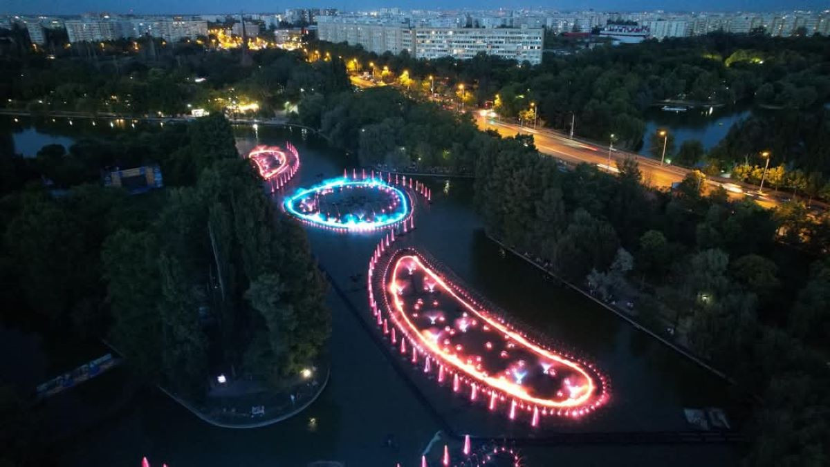 Ce să faci în București în luna august: fântâni muzicale, spectacole de lumini și alte evenimente estivale