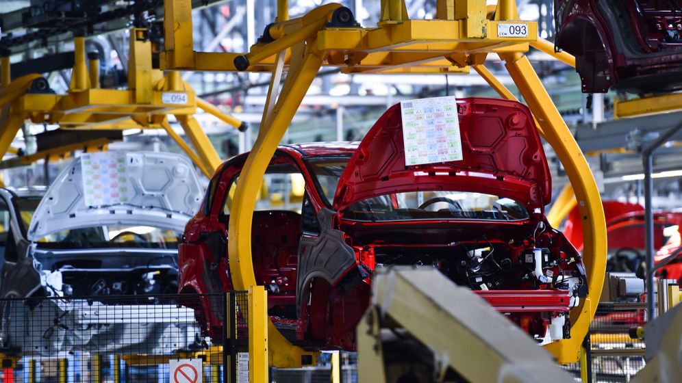 Producția de autoturisme în România în iulie-august 2021