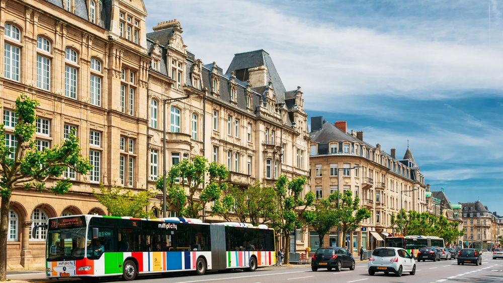 Un guvern european lasa gratuit transportul public pentru a decongestiona traficul