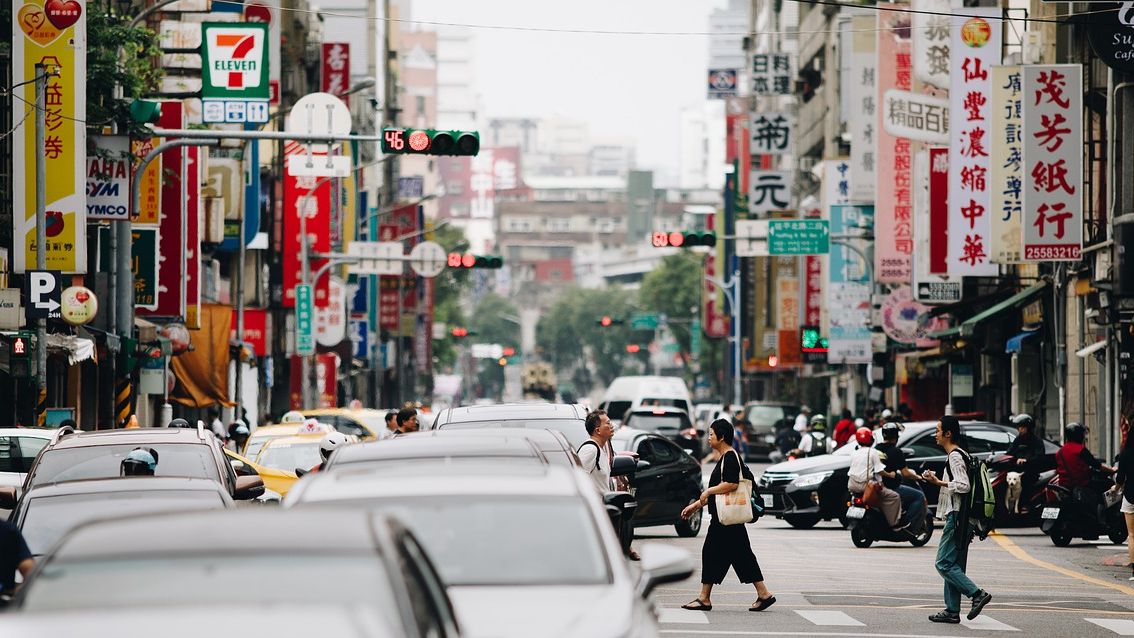 Măsură fără precedent: Taiwanul a publicat un ghid de supravieţuire în cazul unei invazii chineze