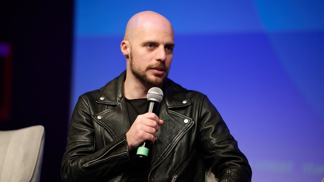 Românii au cheltuit 1,4 miliarde de euro pe cumpărături online din afara țării