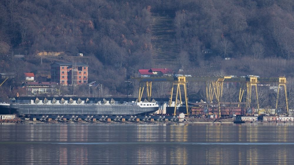 Șantierul Naval Orșova a prins trei comenzi externe de peste 13 milioane de euro pentru construcția de nave fluviale