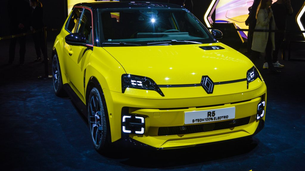 Renault deschide comenzile pentru noul R5 E-Tech Electric, dar versiunea ieftină va sosi abia în 2025
