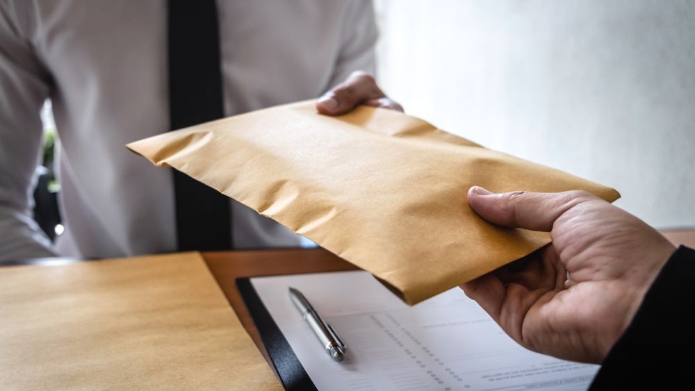 Deloitte: Riscurile de fraudă și corupție ar putea crește în România din cauza presiunilor financiare și controalelor deficitare