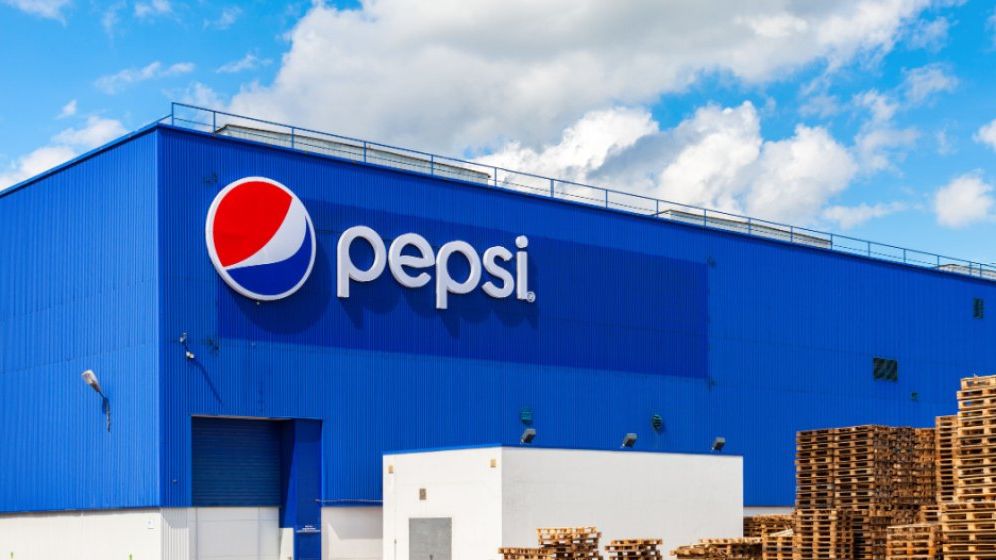 Un milion de sticle pe zi: noua capacitate de producție Pepsi după ce a investit 13 mil. de dolari în fabrica de la Dragomireşti