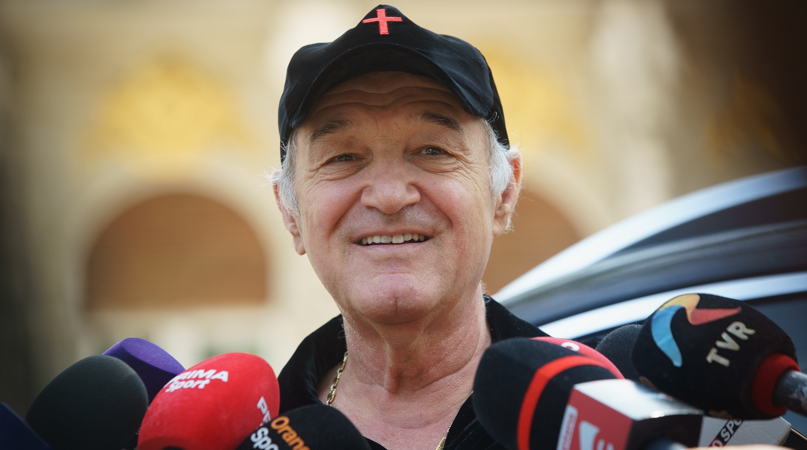 George Becali a mai dat o lovitură în Pipera: A vândut un teren de milioane de euro investitorului britanic  Ghai Sant Ram