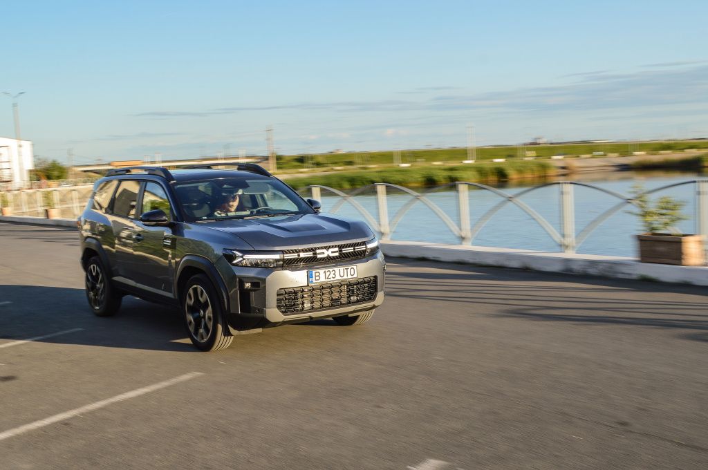 [FOTO] Test Drive Dacia Bigster Hybrid 155. Prima Dacia care oferă liniștea unei mașini premium - Imagine 3