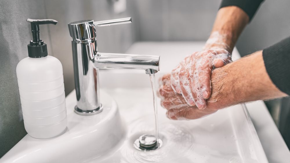 Se poate: cei 3 paşi simpli care pot reduce răspândirea pandemiei de COVID-19