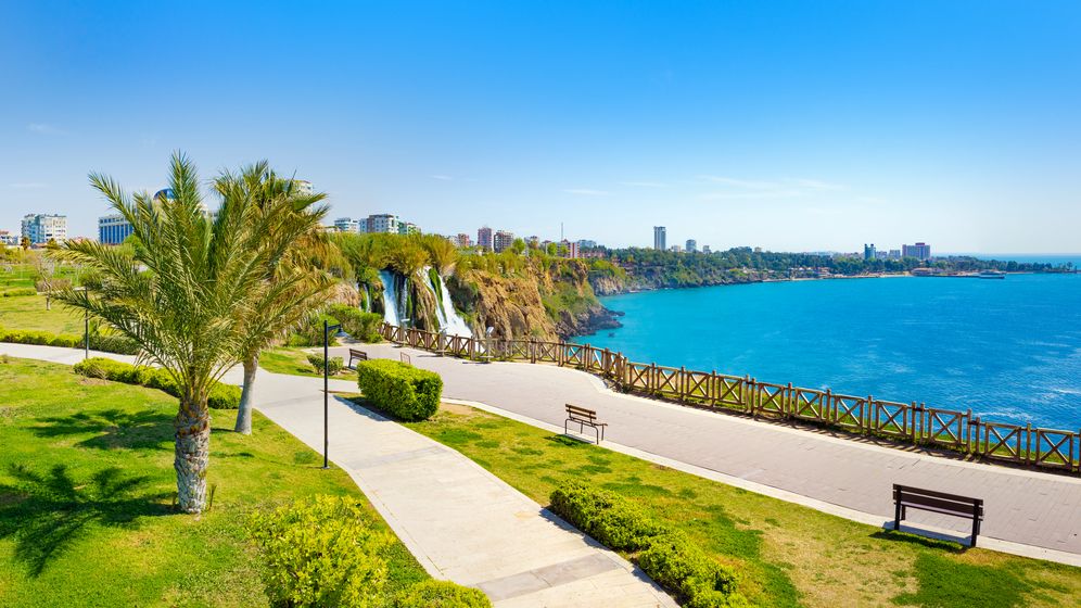 Reduceri mari pentru vacanțele de Crăciun sau Revelion