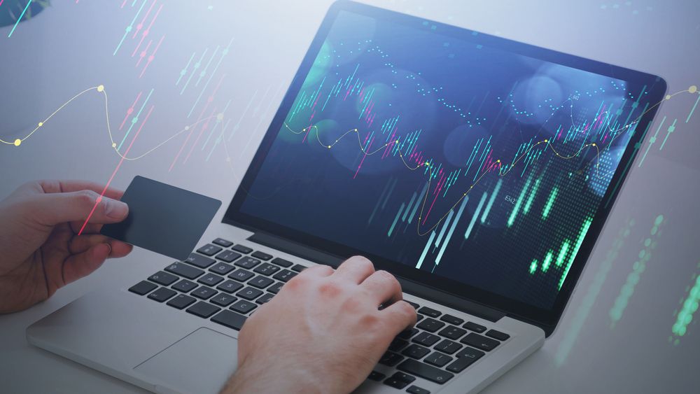 Investiții bursiere: cum investești online, în doar câteva minute