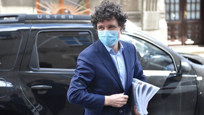 Conturile primăriei Capitalei, blocate din cauza datoriei către Costică Costanda. Primarul propune să o achite în rate