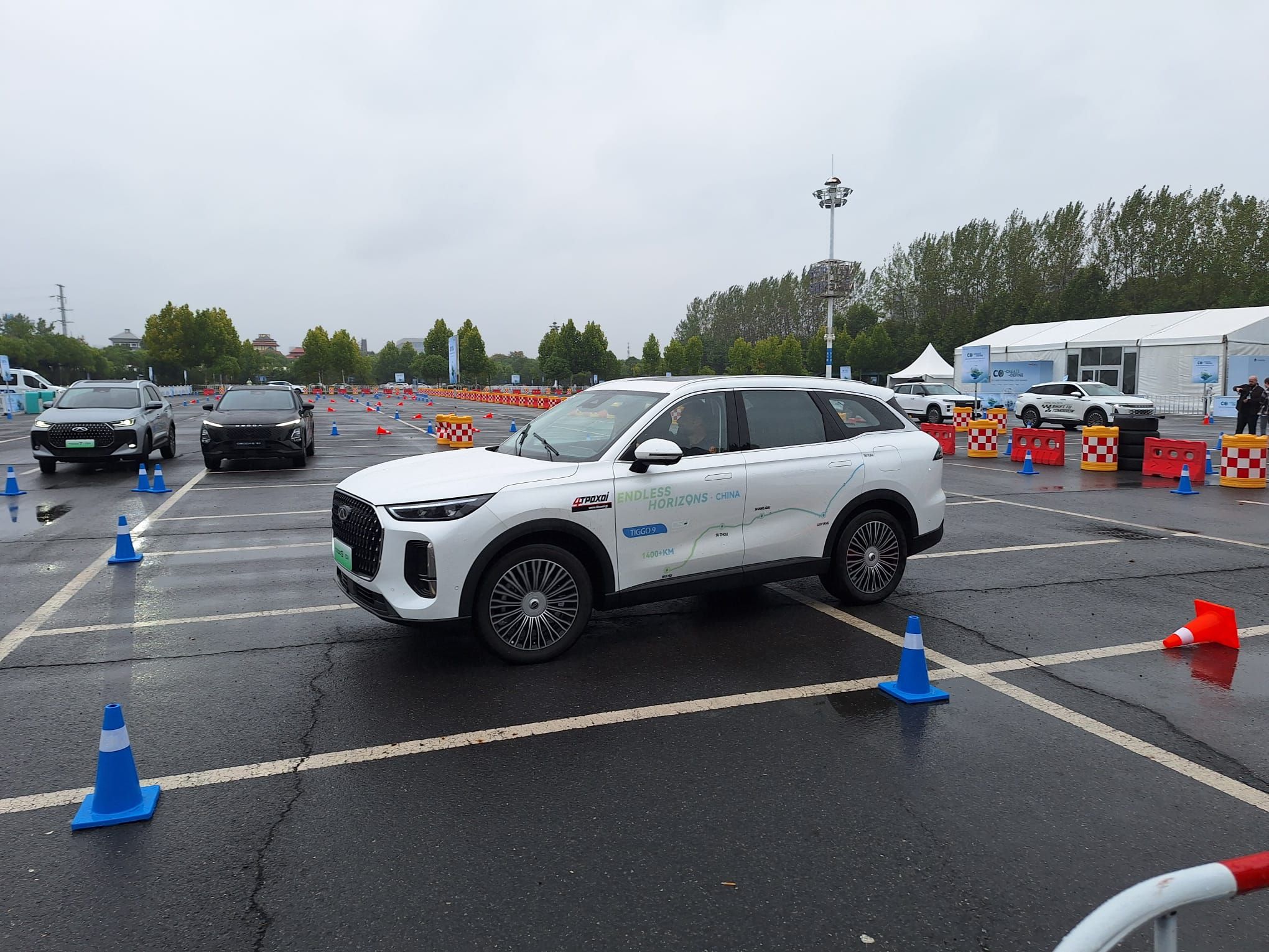 FOTO | Chery aduce nava sa amiral și în România. Cât costă SUV-ul Tiggo 9 - Poza 12
