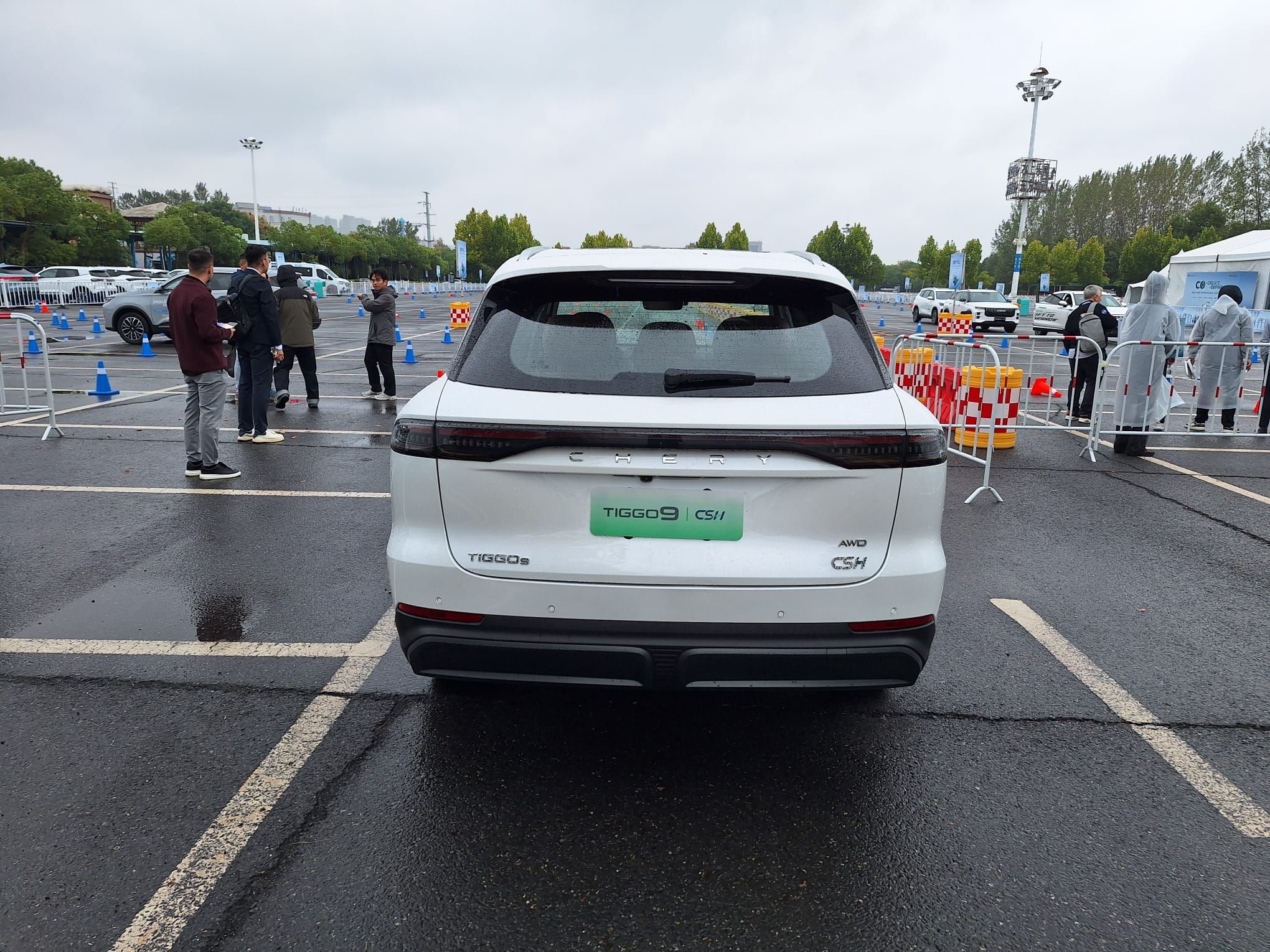 FOTO | Chery aduce nava sa amiral și în România. Cât costă SUV-ul Tiggo 9 - Poza 9