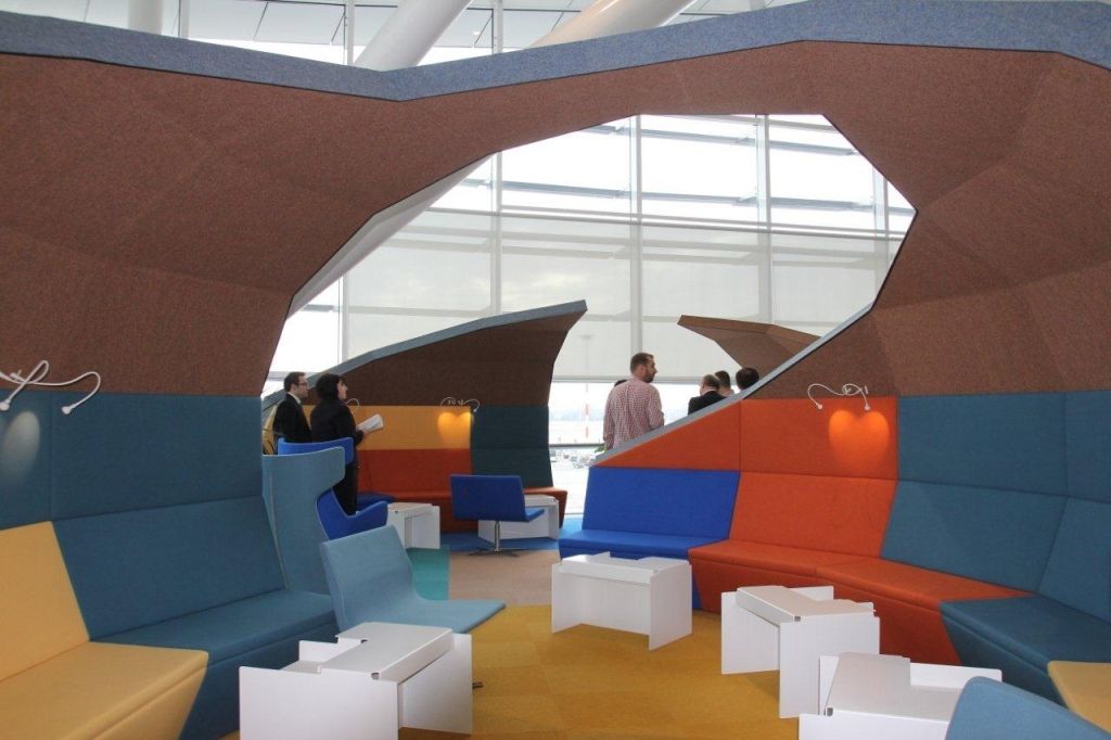 Salon Business Aeroportul Henri Coanda - Imagine 19